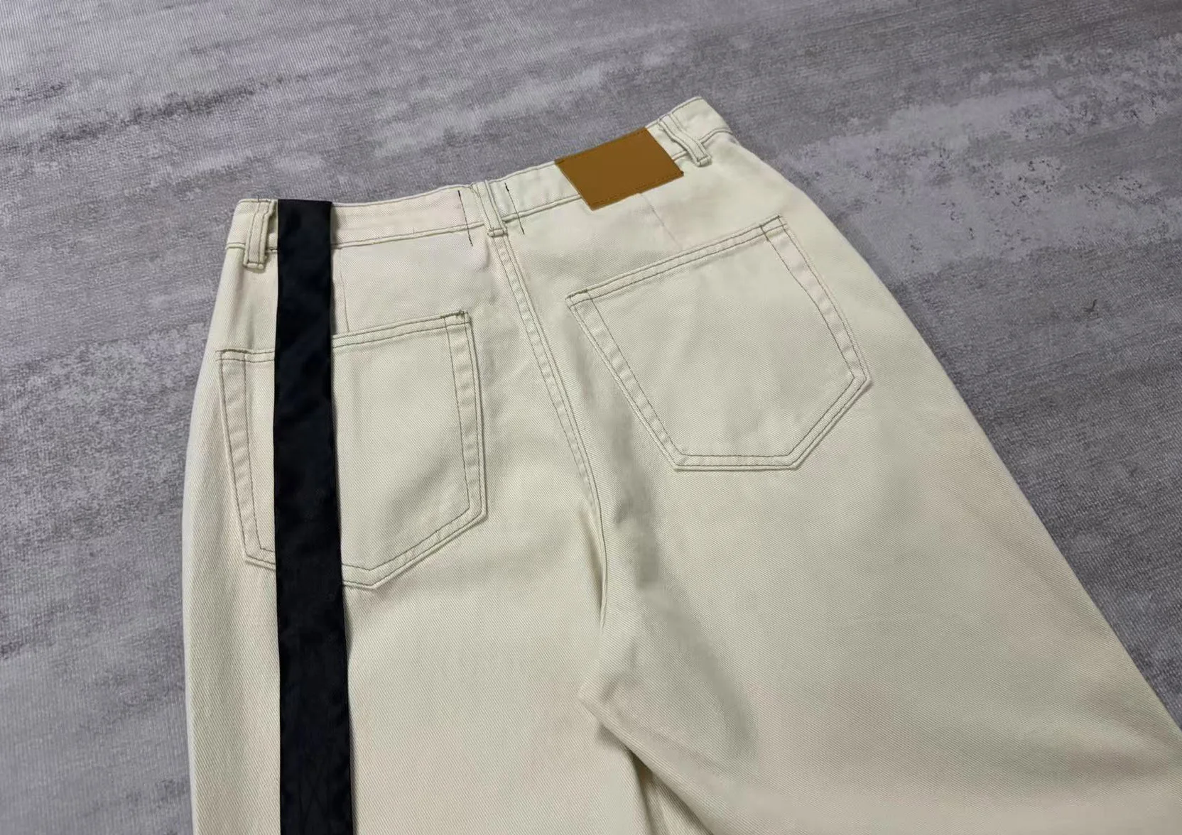 Calça jeans escura estilo ro de rua alta masculina, alta elasticidade, esfregão de chão, bege, chifre escovado, calças justas e largas