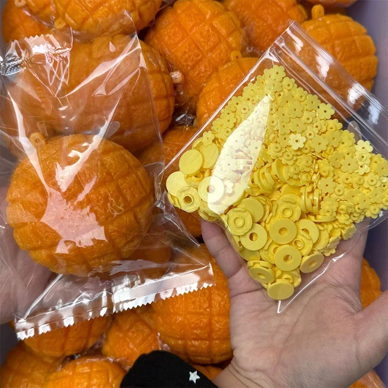 Knuspriges, weiches Ananas-Brötchen, knisterndes Quetschspielzeug, runde Blöcke, gefülltes Fidget-Spielzeug, ASMR-Sensorik-Stressabbau-Spielzeug, Geschenke – Detail 3