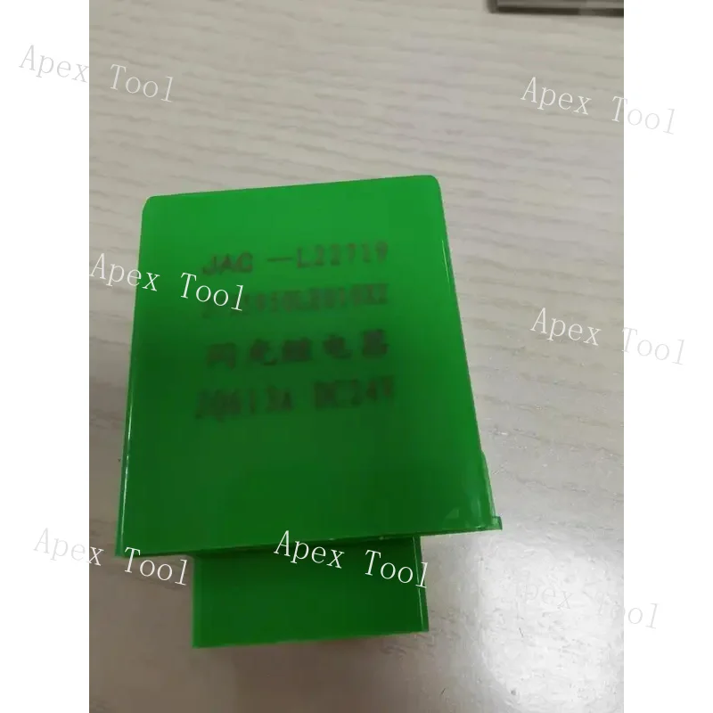 Jac Jianghuai Freight Car Guosi Xinshuailing 3 Electronic Flasher 3735950 le010xz Electronic Flash Relay