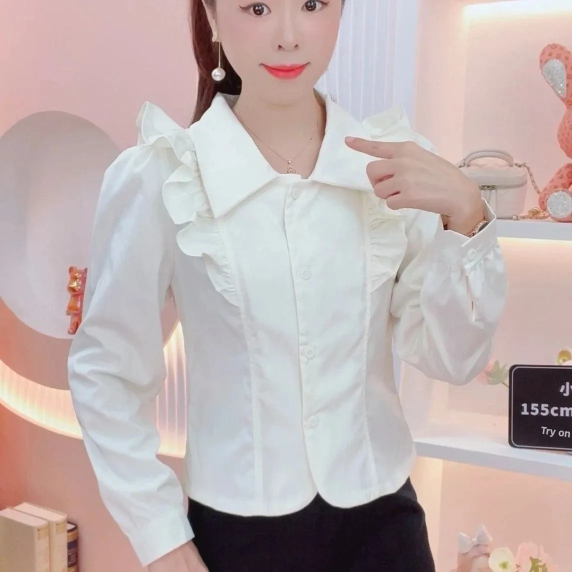 

2025 Early Autumn New Sle Women's ort Svel irt Ruffle Hem Slimming Pure Color Casual Polyester Fiber Blouse