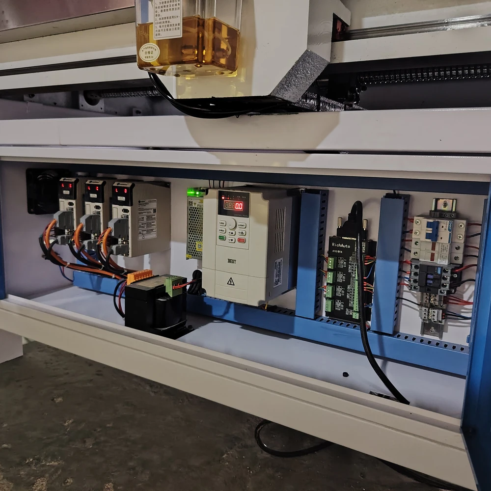 3 Axis CNC Router Woodworking Machine Desktop 600x900mm 1.5kw 2.2kw 3.5kw Spindle 6090 6012