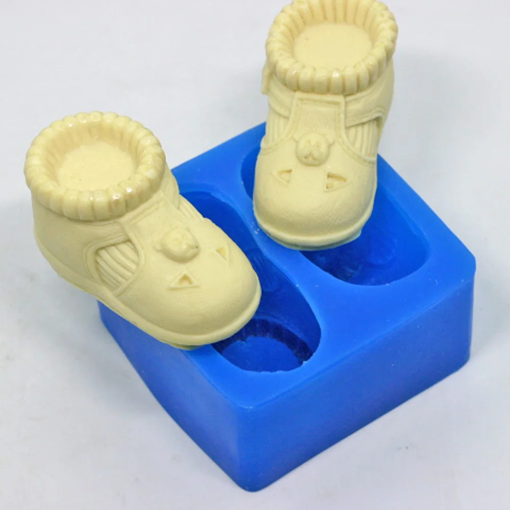 

Baby Shoes Candle Silicone Molds 2 Hole Handmade Soap Clay Aromatherapy Mould Chocolate Mold Boots