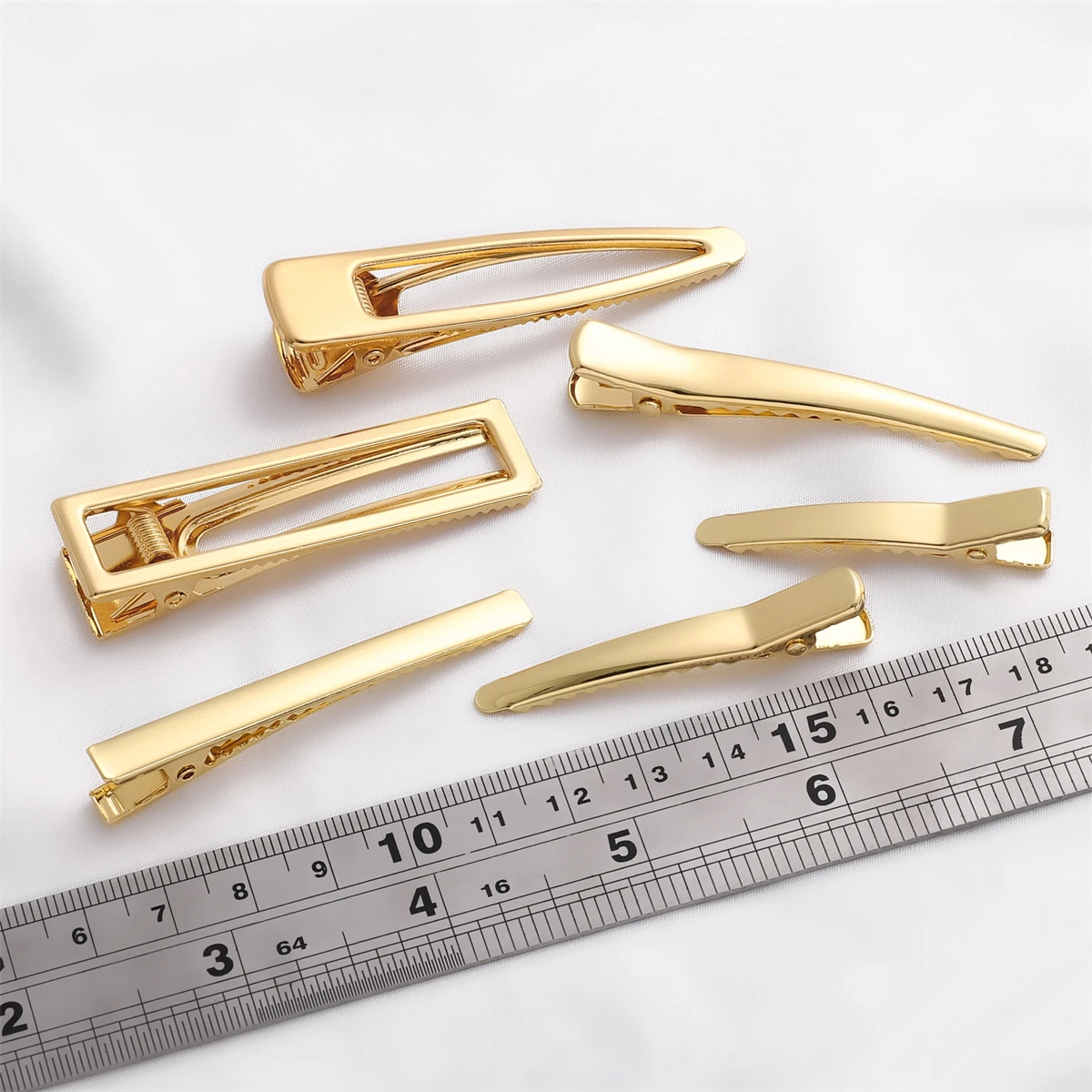 1-2ชิ้น14K คลิปหนีบผมเหล็กชุบทองฐานเปล่าการตั้งค่าสำหรับผู้หญิงสาวทำด้วยมือเครื่องประดับทำมือเครื่องประดับ