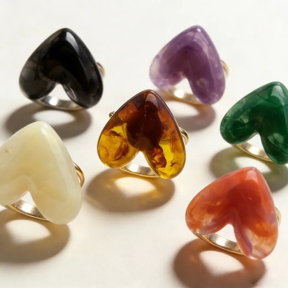 Fashion Niche Design heart Resin Ring Simple Personality Open Mouth Ring Unisex Translucent Adjustable Ring Men/Women