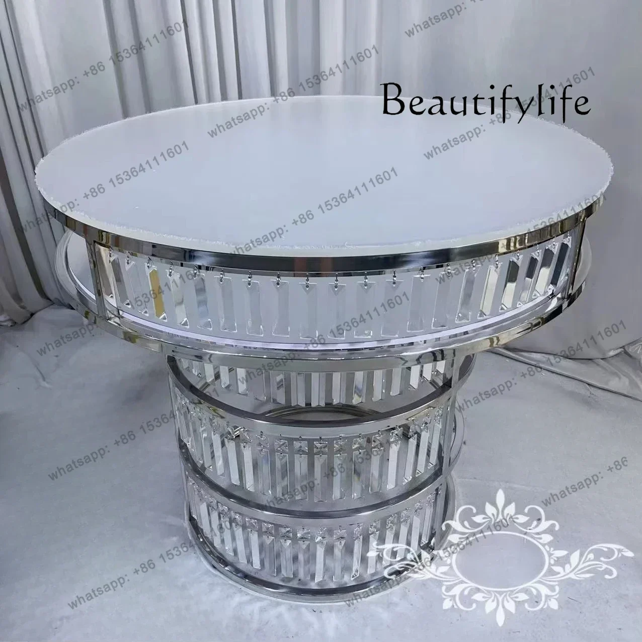 

Gold & Silver Modern Cake Table Stainless Steel Frame With Elegant Acrylic Top, Crystal Pendant For Wedding