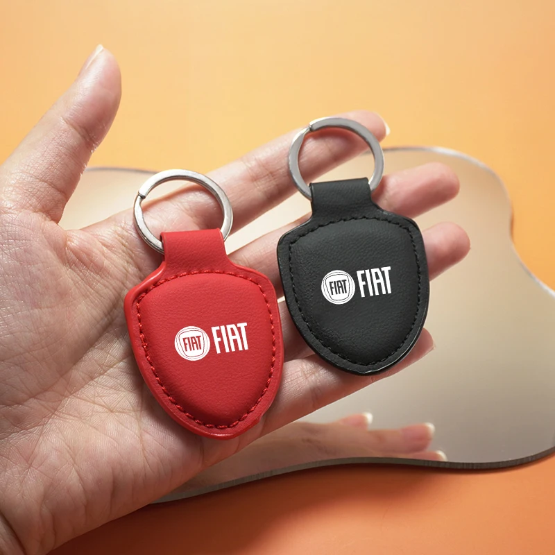 Car Leather Keychain Shield Styling Emblem Key Ring For Fiat 500 Panda Cronos Argo Punto Tipo Doblo Abarth Bravo Stilo Pondo Uno