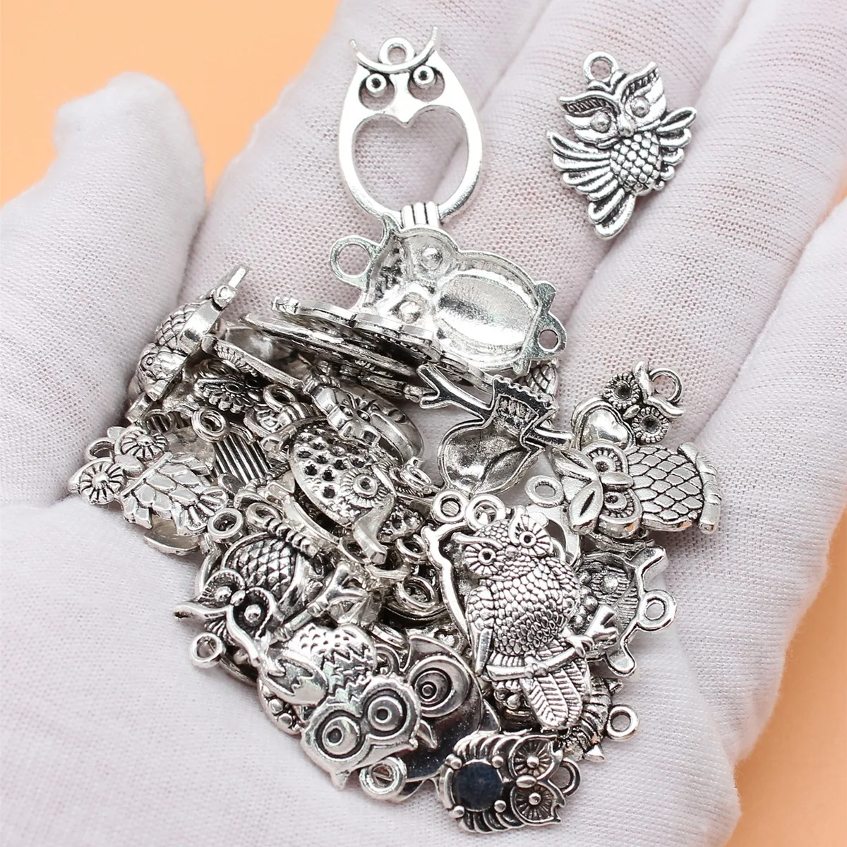 40pcs Antique Silver Color Owl Charms Collection For DIY Jewelry Making, 40 Styles, 1 of Each