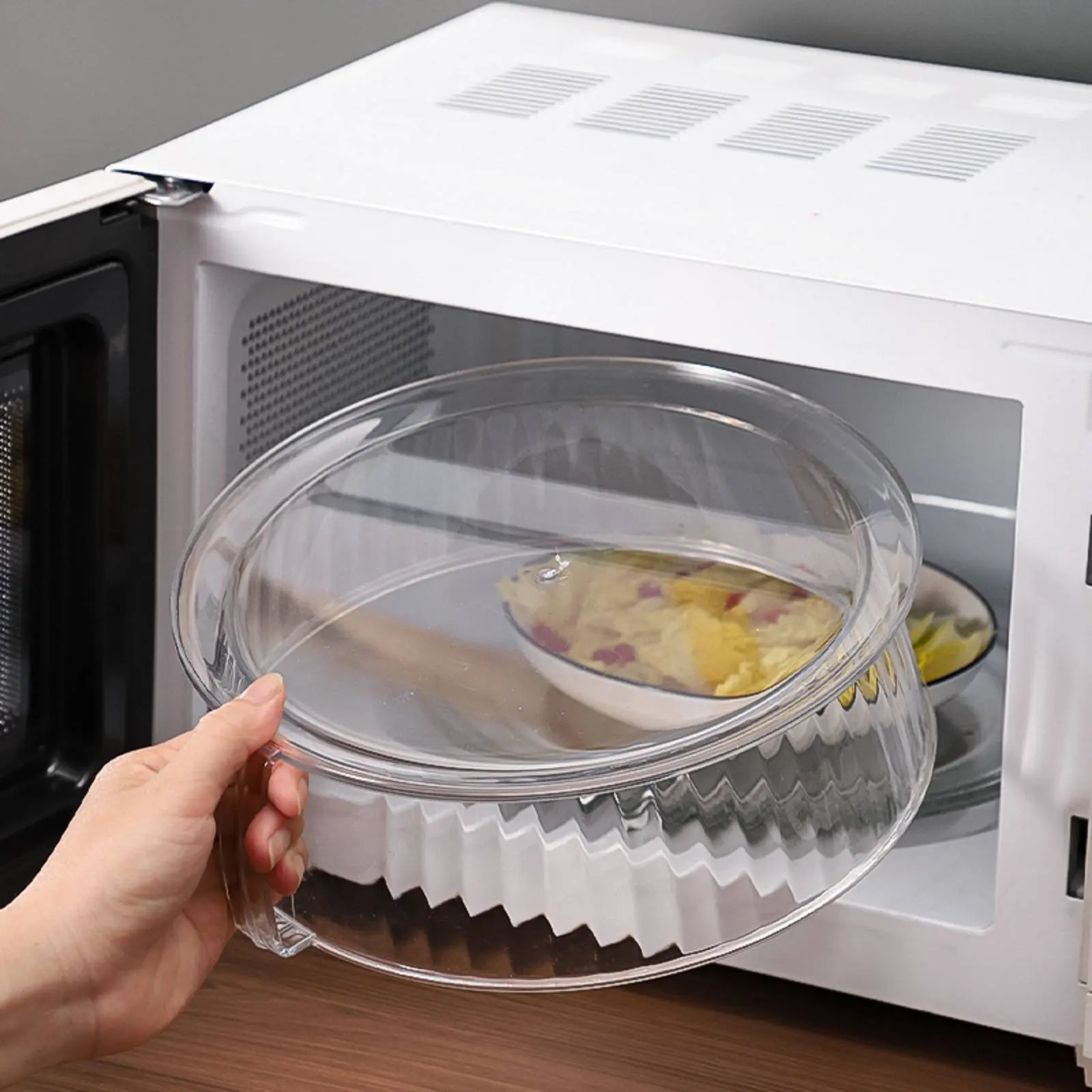 

Microwave Plate Cover Easy to Clean Microwave Spatter Guard Food Spatter Lid With Handle Kitchen Accessory Versatile