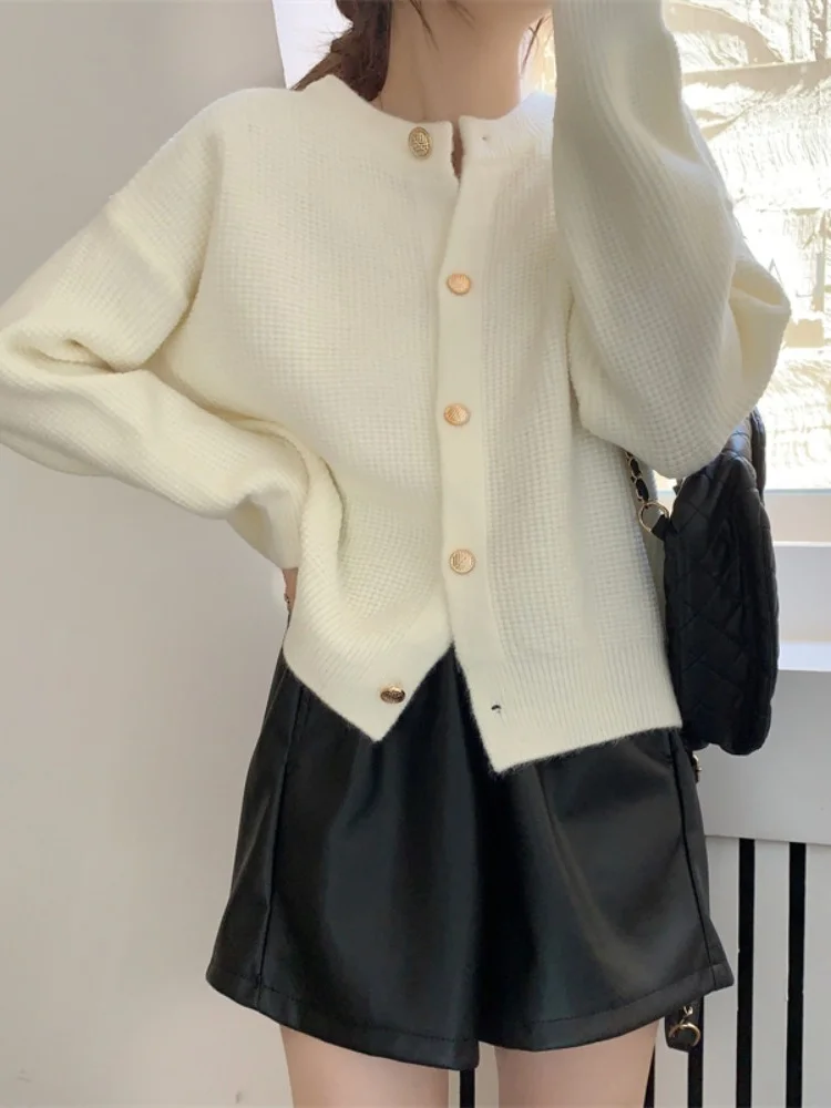 

Early Spring 2026 Women's Knitted Long Sve White Base Layer Sweater Small Open Cardigan Outerwear Comfortable Warmth round...