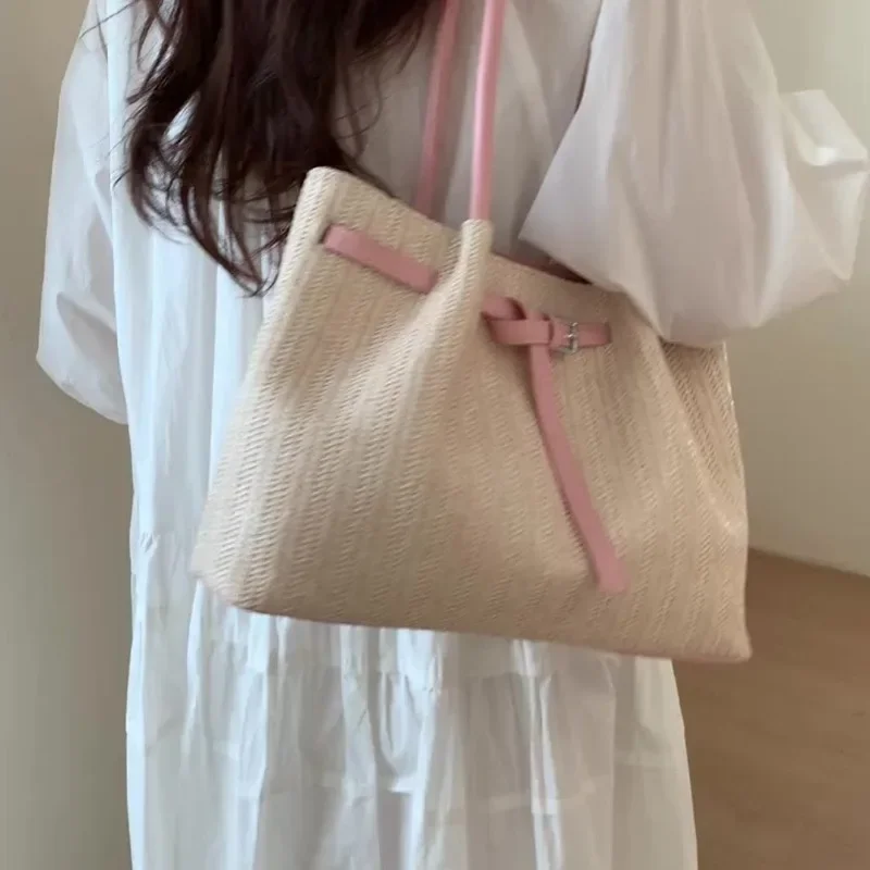 

Повседневная вместительная сумка для женщин, модная женская сумка через плечо, трендовая женская сумка на плечо, новая женская сумка 2026 года