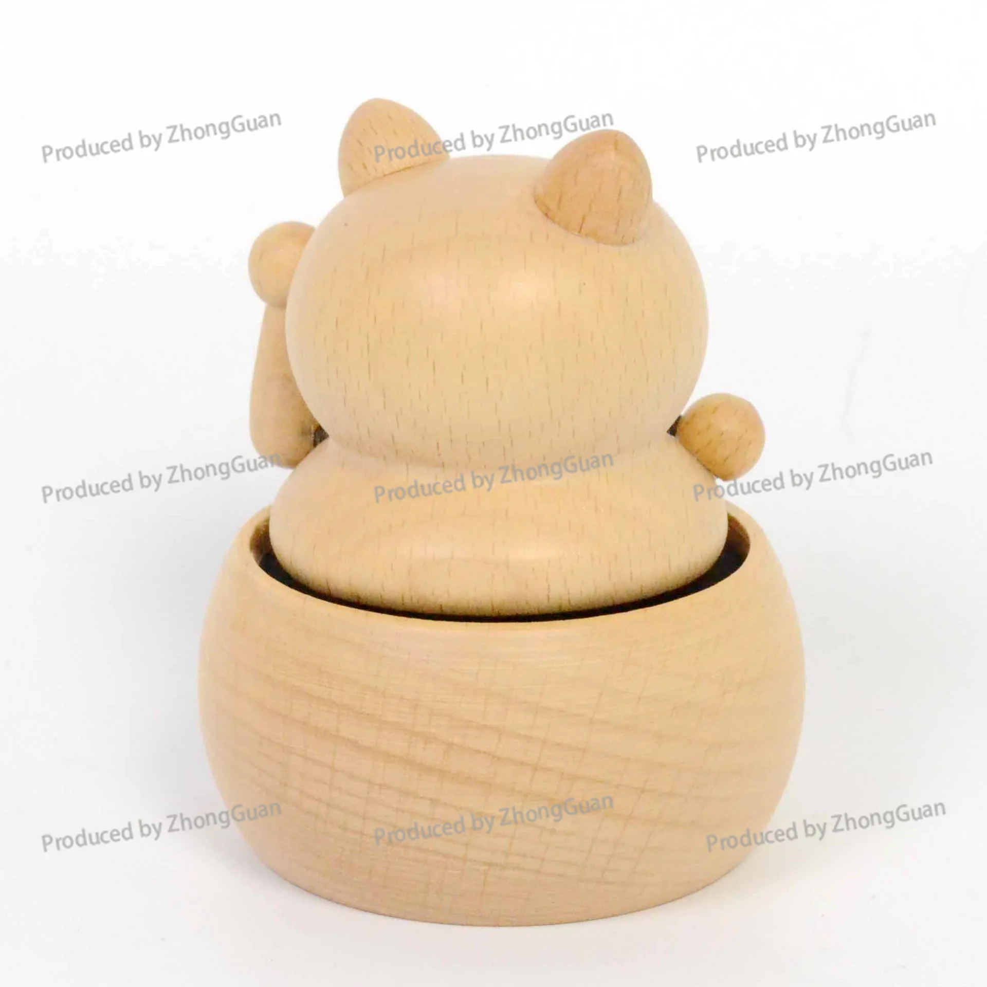 Wooden Clockwork Lucky Cat Music Box Sky City Beech Log Music Box Ornament Birthday Gift