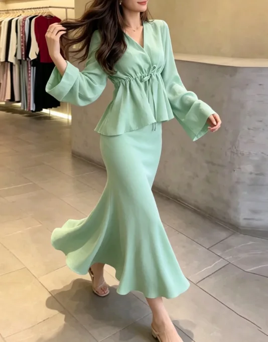 2026 Women Fashion Casual Slim Fit Top & Skirt Set, Wholesale for Europe & Southeast Asia