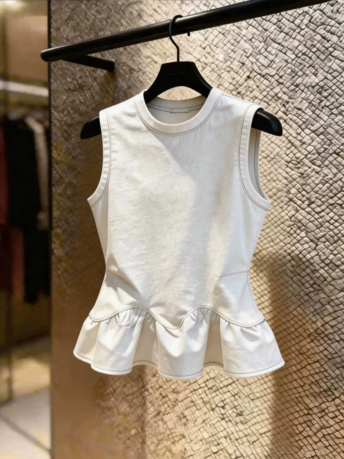 2026 Summer Commute Style White Sleeveless Ruffle Hem Vest Women's Bottom Bloom Large Size Top Polyester Fiber Slimming Effect