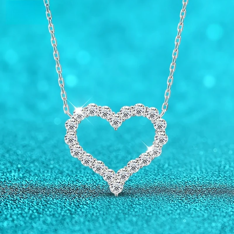 

2CT Pass Tested Moissanite Heart Necklace for Women S925 Silver Plated Platinum Simulated Diamonds Pendant Birthday Gift