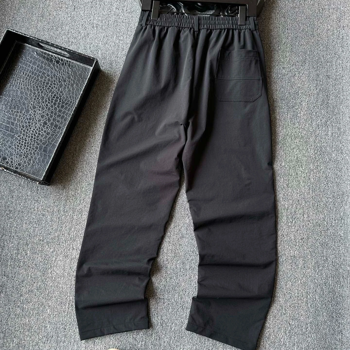 HAZZYS Men's Quick-Dry Golf Pants | Elastic Waist Straight Leg Commuter Trousers | Lightweight Smart Casual Athletic Pants
