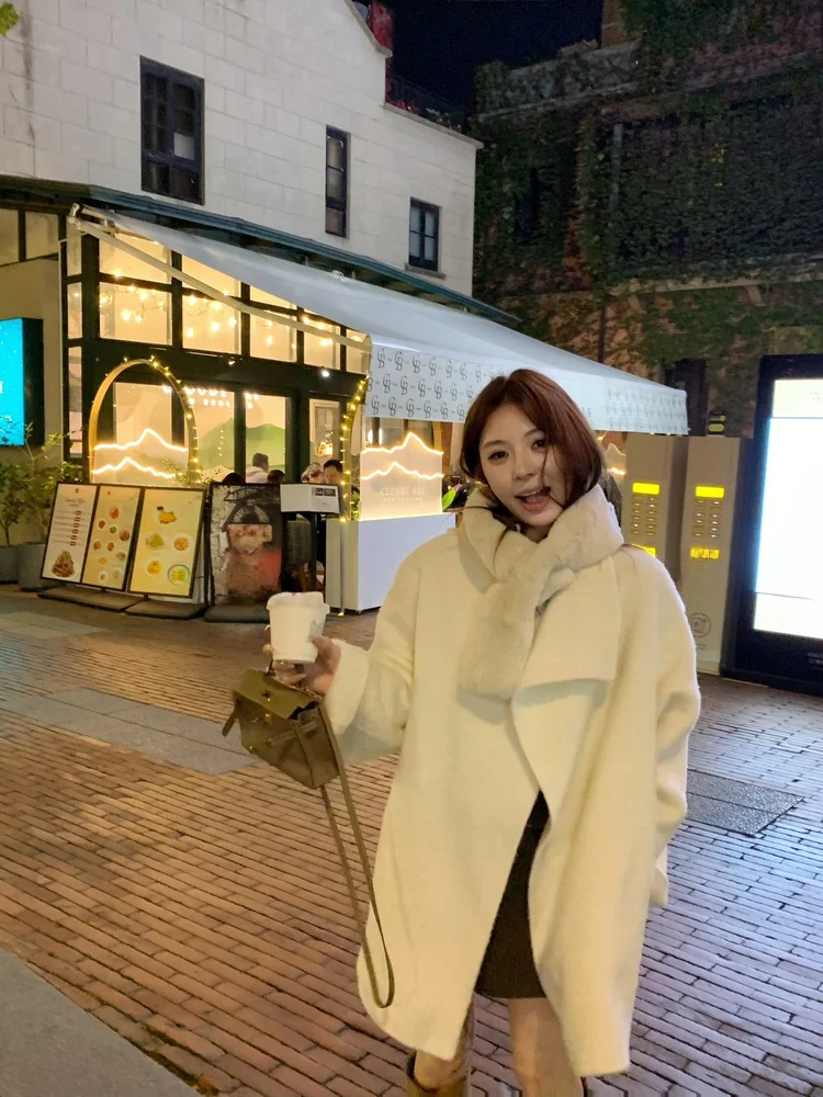 

YUYEE Handmade Woolen Coat with Scarf Mid-Length Korean Sle Women's Winter Outerwear Thiened Youth Faion Pure E-commerce