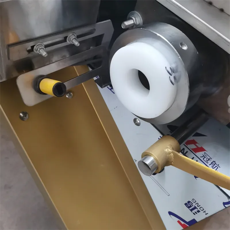 12.5 Heet verkoop LINBOSS Brood Deeg Divider Met Deeg Extruder Machine Rvs Deeg Cutter Machine Automatische Type