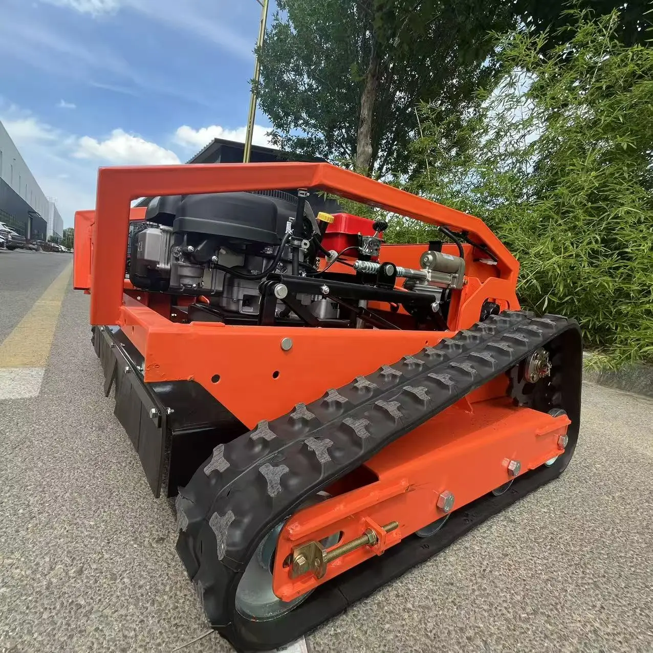 "Robot Pemotong Rumput Efisiensi Tinggi – 4000 ㎡ Mesin Pemotong Rumput, 608CC Tenaga Kuda Tinggi, Pisau Ganda dengan Tombol Darurat