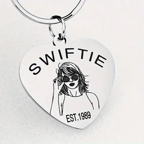 10 best sales Taylor Swift - №5