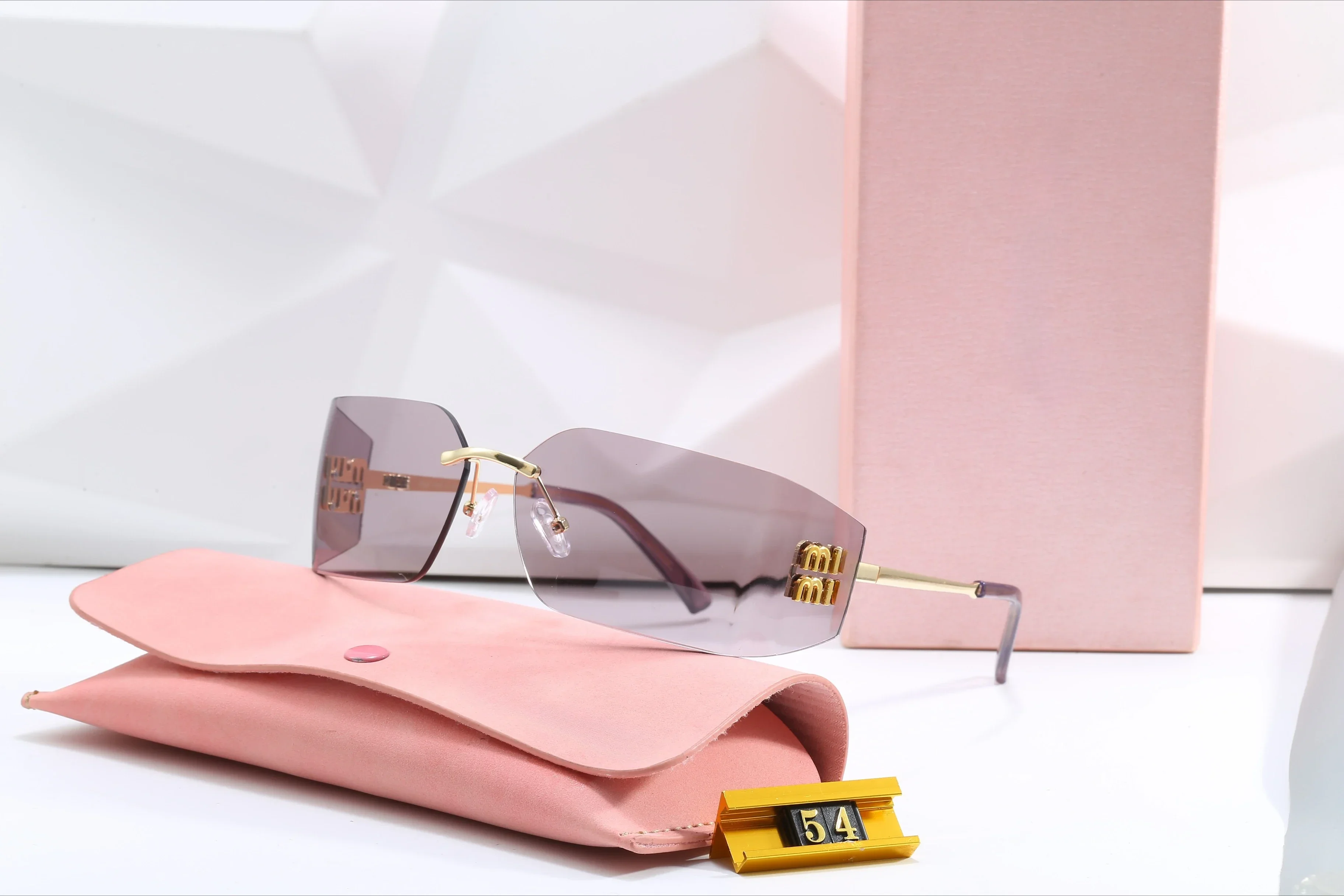 

Стильные поляризационные солнцезащитные очки UV400 для мужчин и женщин — синий свет + противотуманные, легкие, сертифицированные ANSI Z803, модные клипсы