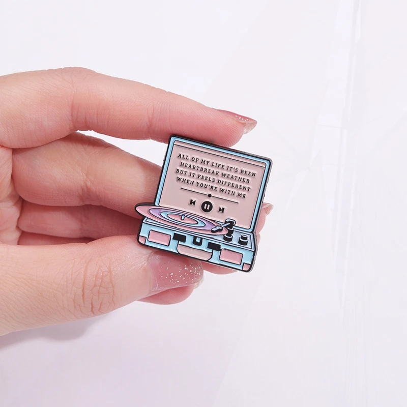 Retro Pines Lapel Badges Funny Jewelry Gift for Kids Friends Camera Tape Enamel  Brooch Custom Tape Phone Gramophone