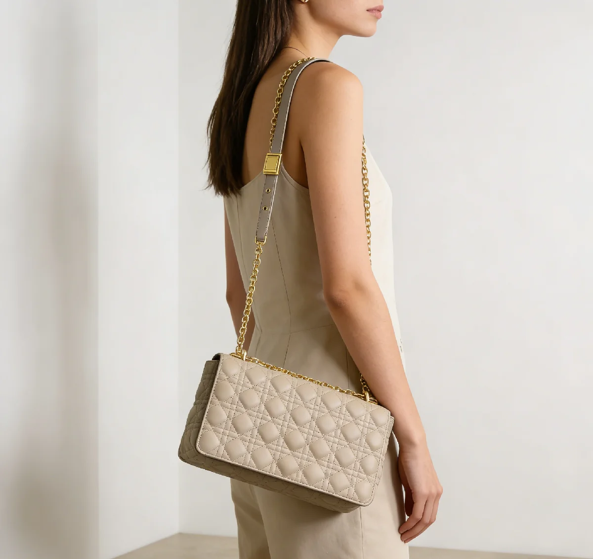 Nouveau sac à main en cuir souple avec chaîne de perles et motif diamant, sac bandoulière pour femme, style simple et urbain, petit sac carré