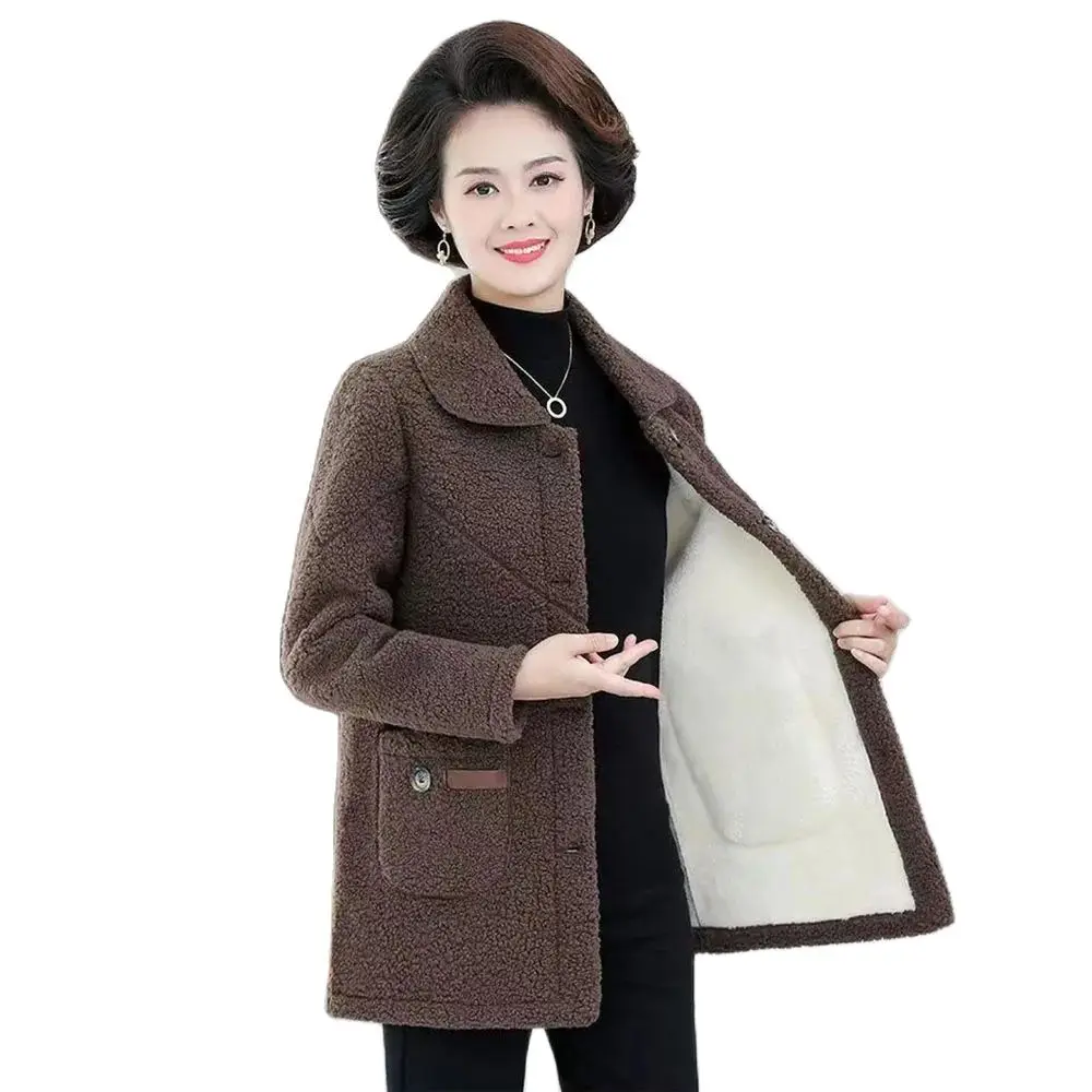 

Autumn And Winter Middle-aged And Elderly Mothers Winter Fleece Warm Coat Ladies Fashion Cashmere Loose Cotton-Padded Clothes.