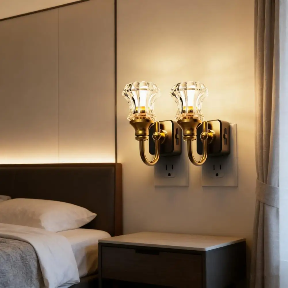 

Vintage Plug-In Night Light with Brass Base Resin Dusk-to-Dawn Sensor LED Lamp Light Energy-Saving Ambient Night Lighting for Be