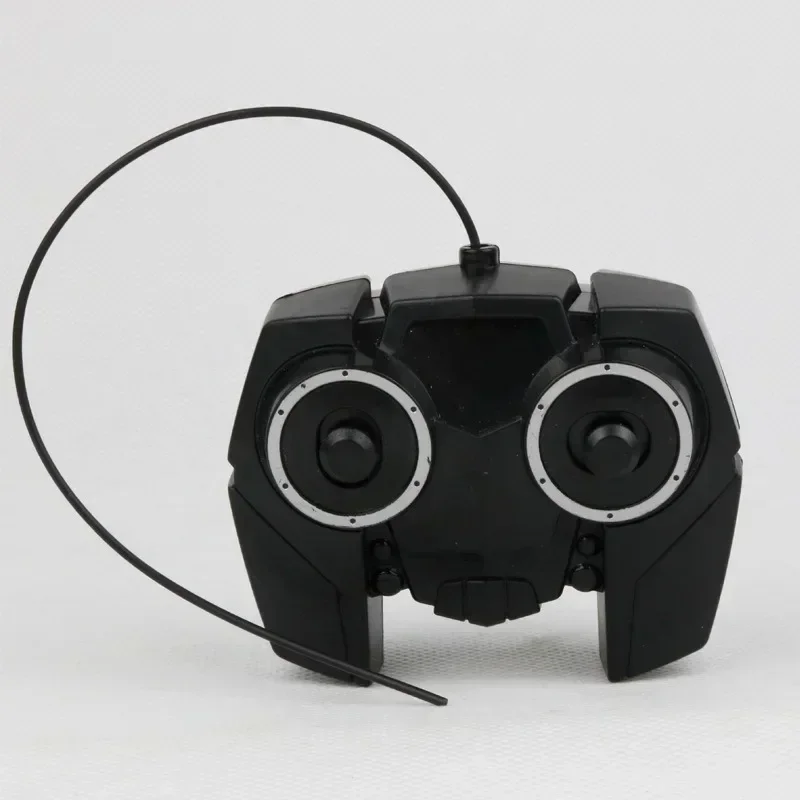 Genuino Taixing 2.4G A Quattro Vie Resistente Bat Chariot Robot Per Bambini Modello di Controllo Remoto Giocattolo Auto Sportive Regalo Auto Batmobile