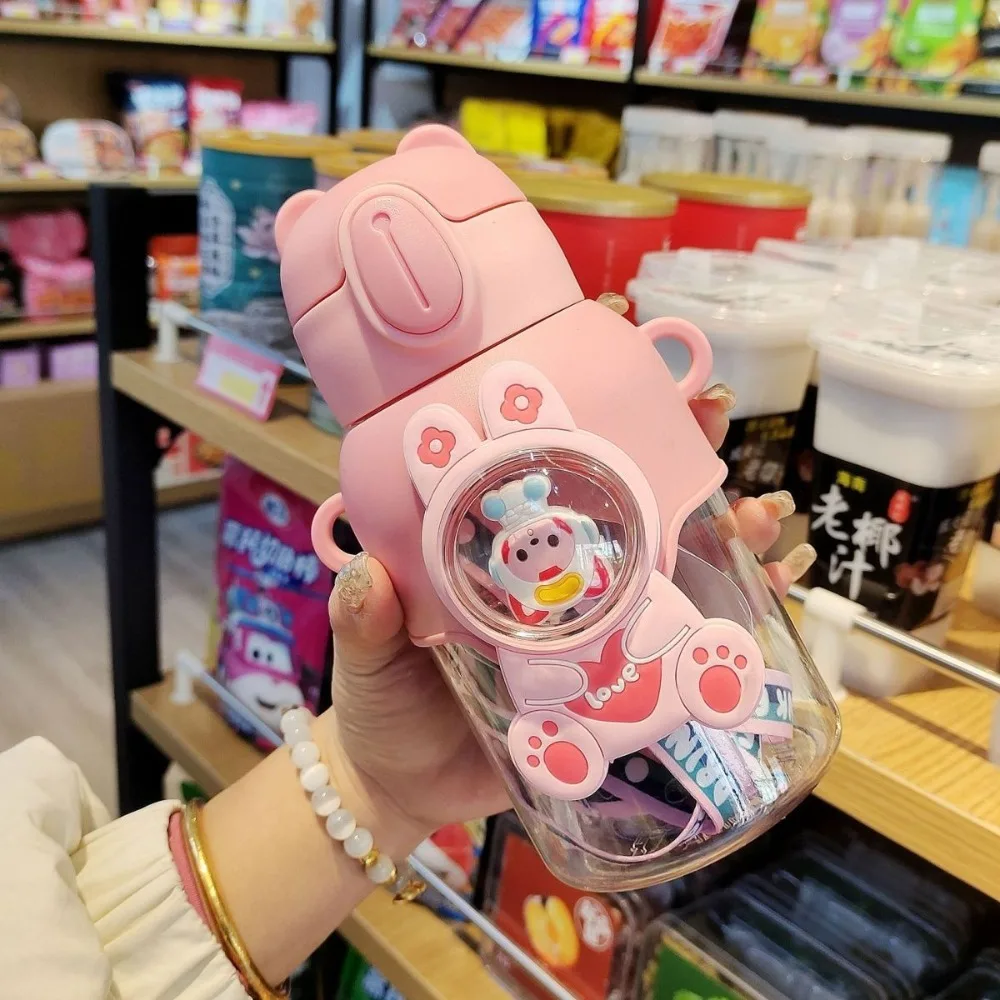 600ML 만화 어린이 물병 어린이를위한 짚으로 플라스틱 물 컵 학교 누출 방지 야외 마시는 병 텀블러