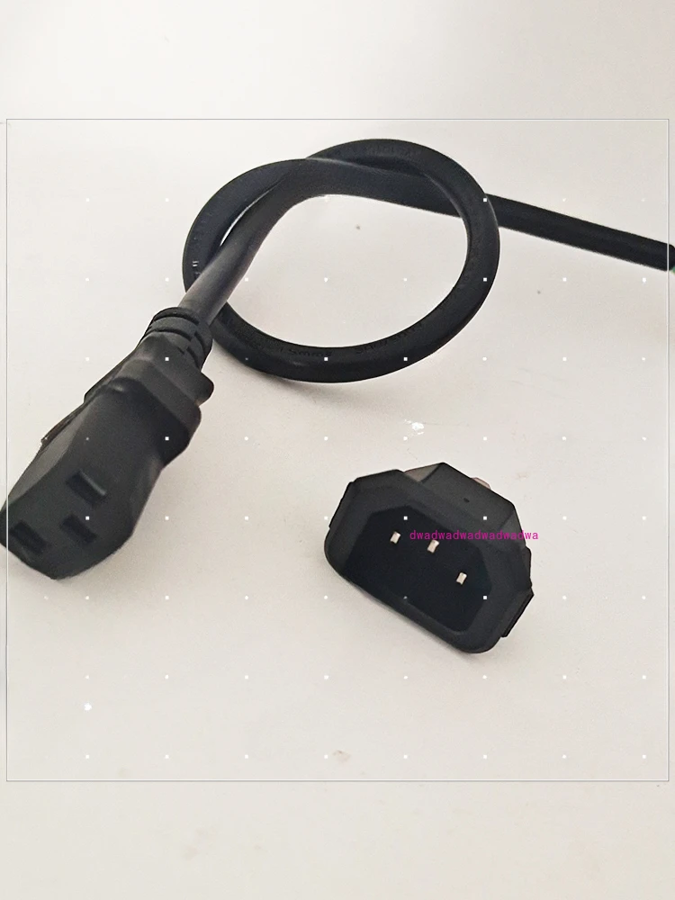 

300 г всасывающая машина, соединение двигателя, шнур питания, универсальная вилка с тремя отверстиями, треугольная розетка, новый продукт