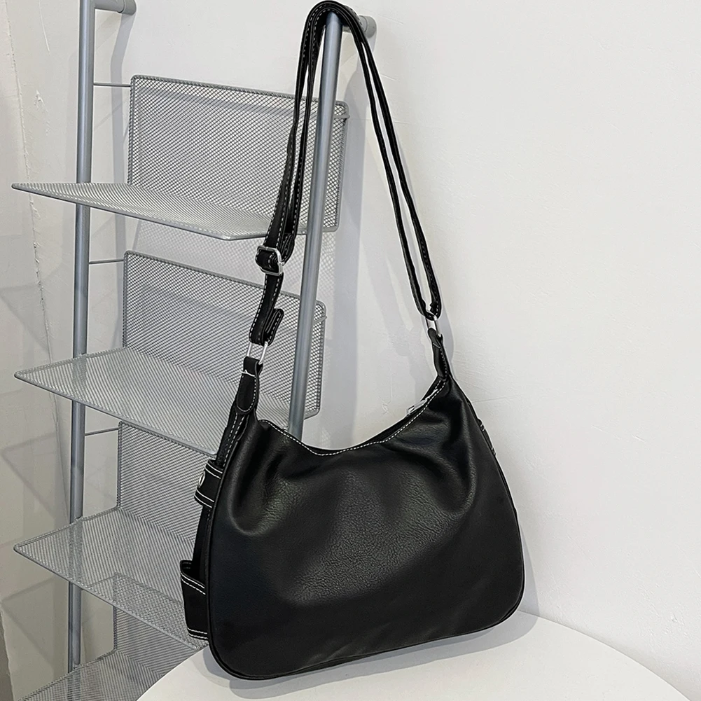 

Women PU Leather Punk Shoulder Bag Y2K Clutch Purse Zipped Underarm Purse Strap Adjustable for Vacation Travel Commuting