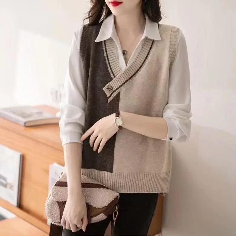 Color Block Knitted Vest Vest Autumn Women V-neck Sleeveless Sweater 2025 New Fashionable Waistcoat Trend