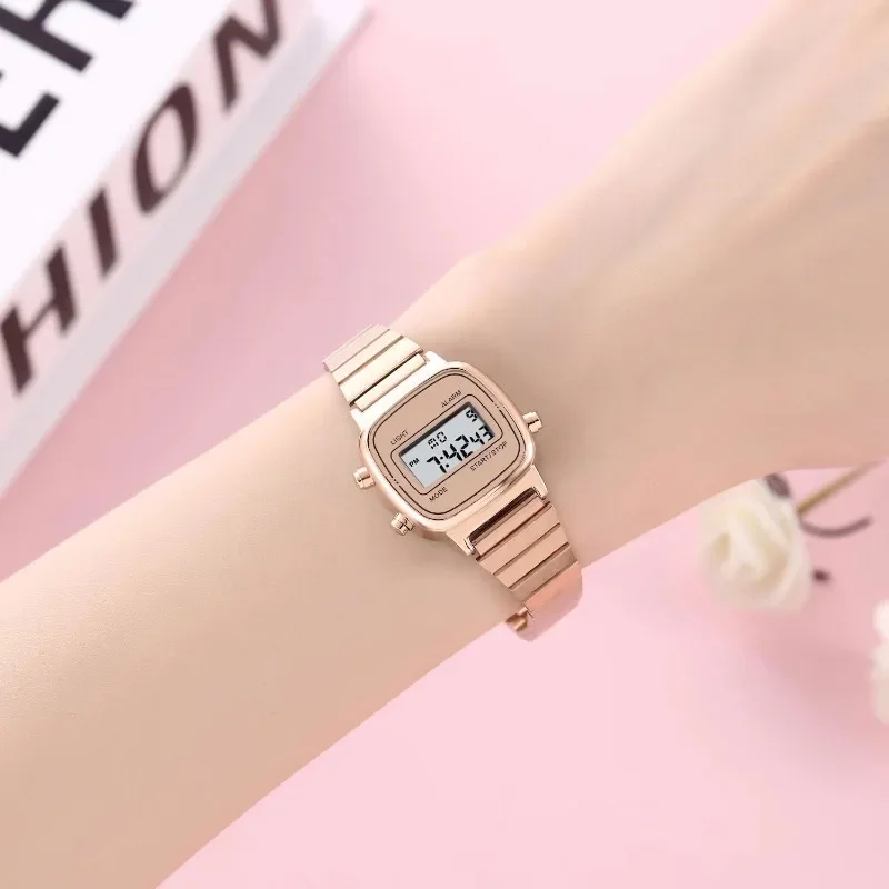 

Retro Square Electronic Watches Digital Display Women Men Watch Rose Gold Silver Luxury Ladies Wristwatches Relojes Para Mujer