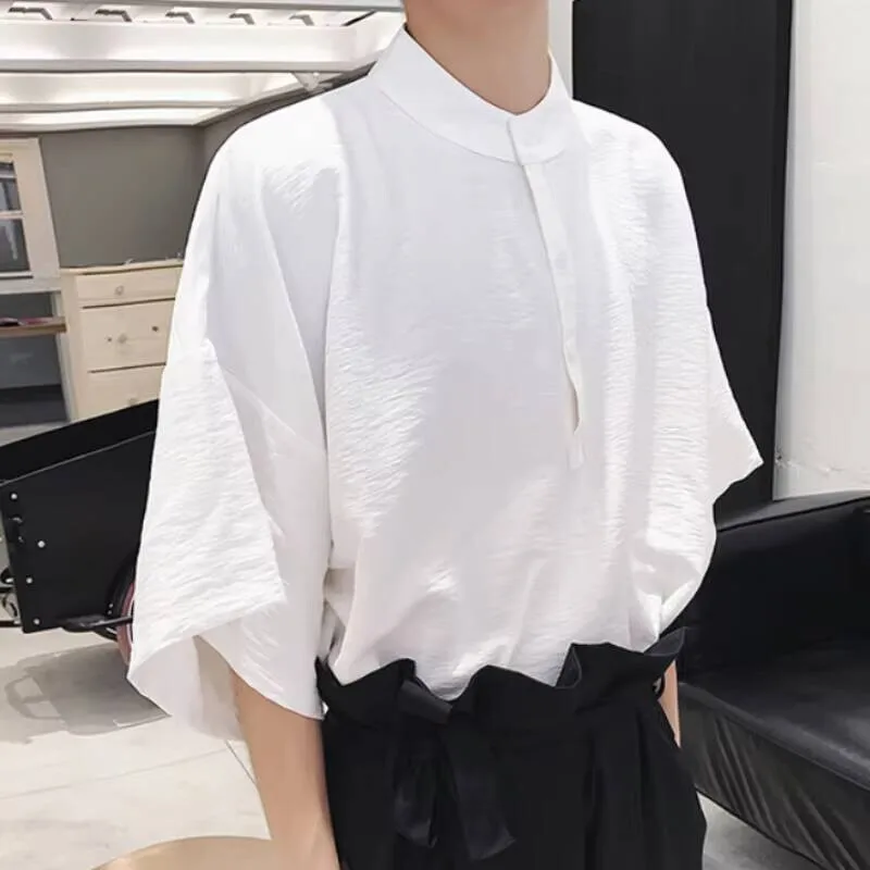 

Свободный повседневный городской пуловер, летняя большая мужская молодежная уличная мода с воротником-стойкой и половиной рукава, белая, черная футболка