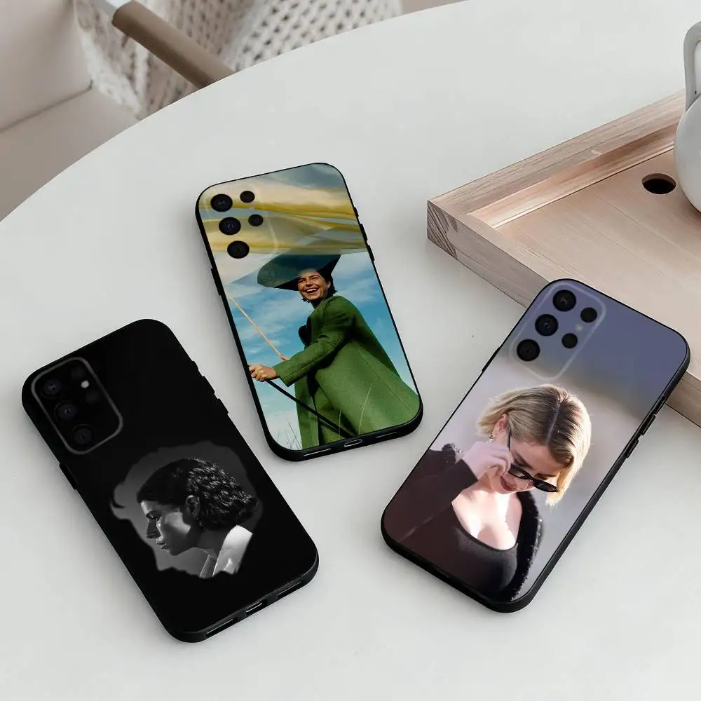 

Actress J-Jessie B-Buckley Phone Case For Samsung S25,S24,S21,S22,S23,S30,Ultra,S20,Plus,Others Soft Black Case