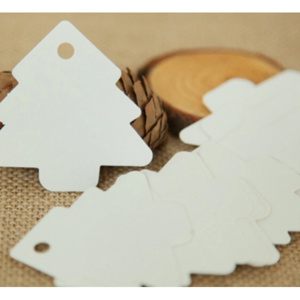 

50Pcs Christmas Tree Kraft Tags Vintage Style Blank Gift Labels for DIY Price Tags Hanging Use Christmas Tree Ornaments