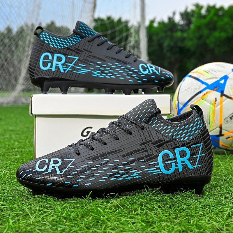 New Low Top Student Football Shoes with Long And Broken Pins for Training And Matches Professional Youth Sports Shoes CR7