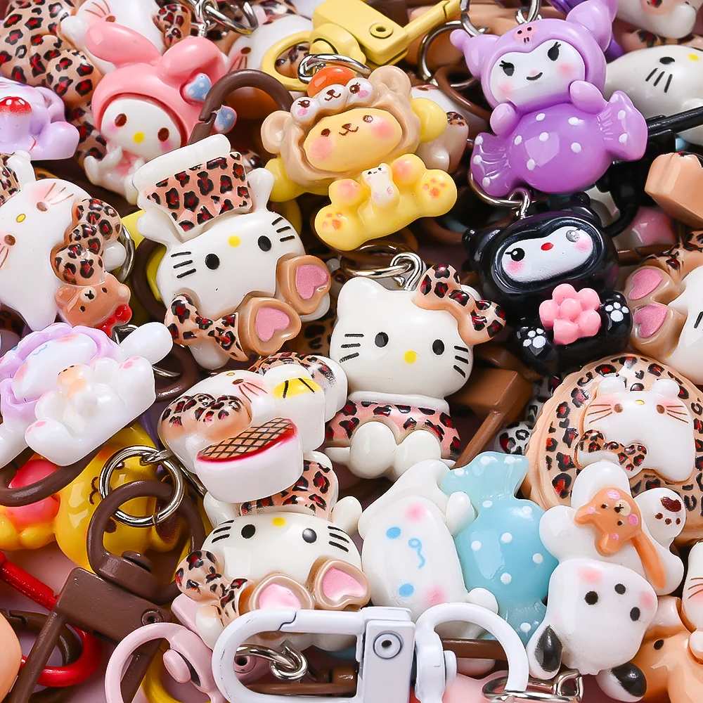 50pcs Sanrio Cartoon Keychains Charms Leopard Print Cute Mini Resin Pendant with Lobster Clasp, Wholesale Aesthetic Backpack Handbag Ornament, Birthday Holiday Wedding Party Favor Small Gift for Girls Teenagers