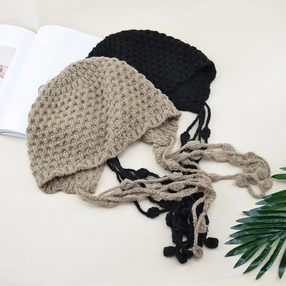 Winter Herbst Häkelmütze mit Quaste, handgefertigt, grob gestrickt, Totenkopfmütze, Ohrenklappenmütze, Geschenke für Frauen, Mädchen, Geburtstag, Weihnachten