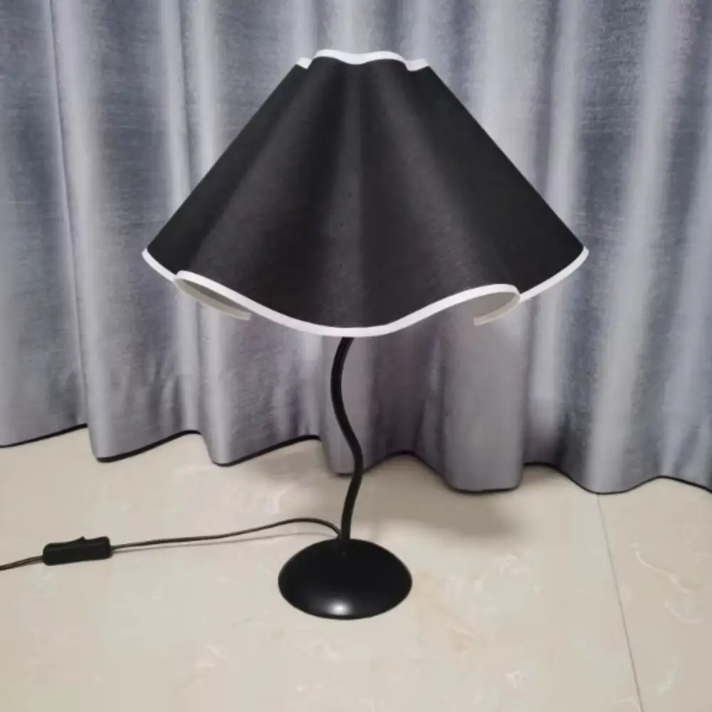 Replacement Linen Fabric Petal Table Lamp Shade Handmade Elegant Table Lamp Shade Retro Flower Pattern Lamp Shade Dorm