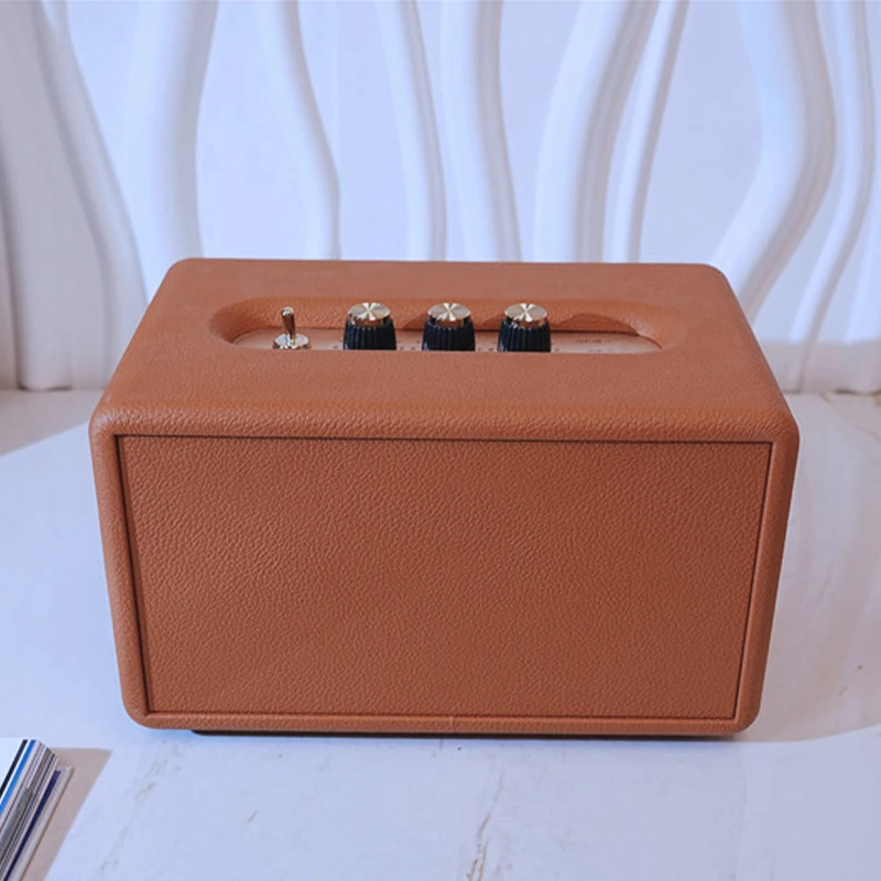 

New model Amare Brown high-end speaker accessory / real machine shell case made of leather model decorative item / cannot play