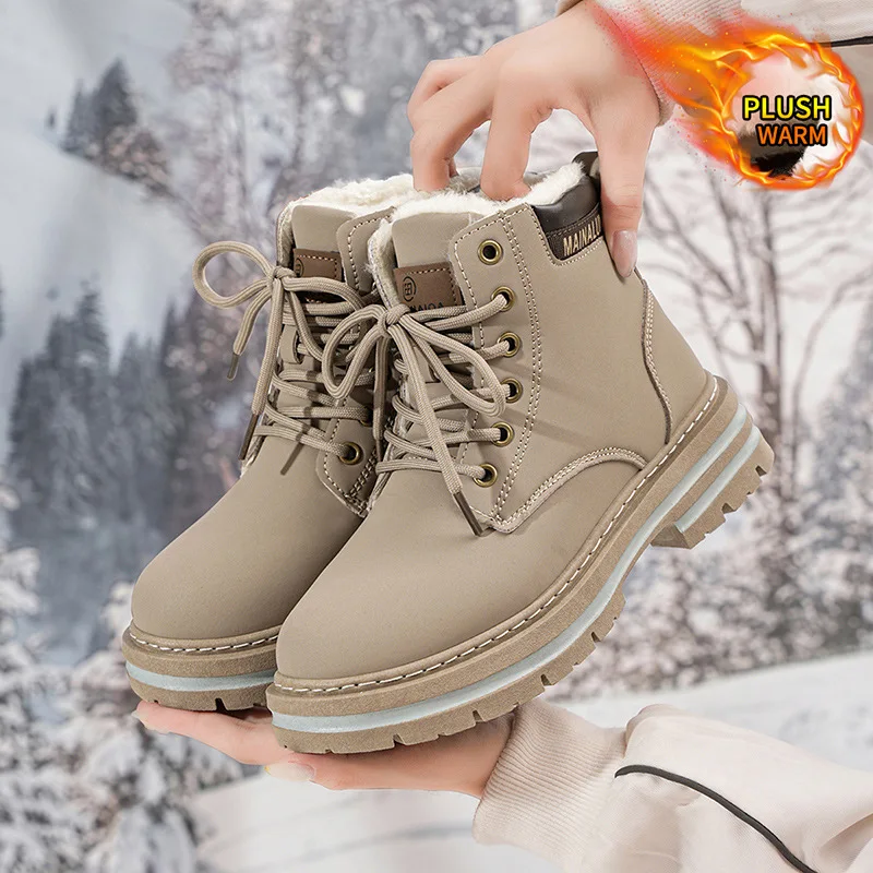 Men's Outdoor Snow Boots, Suitable for Winter Wear, Comfortable and Stylish, with Excellent Warmth and Ease of Wear. The Soles