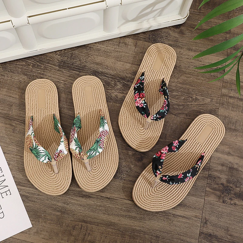 

Summer Women Casual Printed Flat Flip Flops Light Soft Non Slip Dual Use Indoor Home Beach Slippers