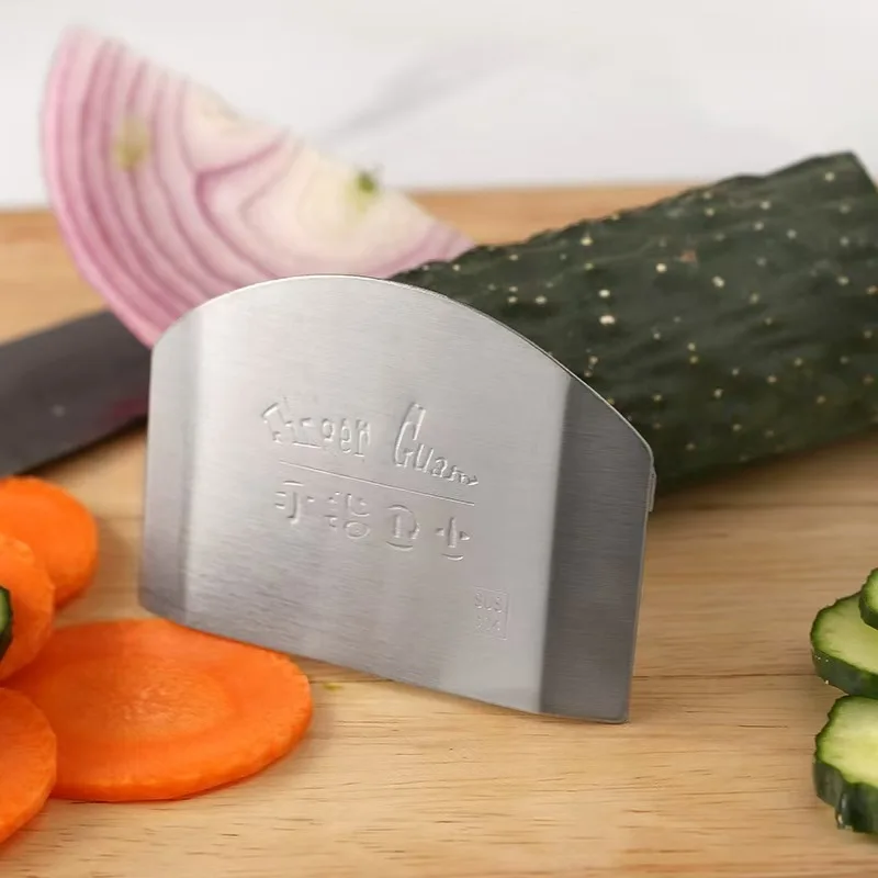 Stainless steel 304 double finger guard for safe vegetable slicing – modern minimalist design – ideal for kitchen use gift sets