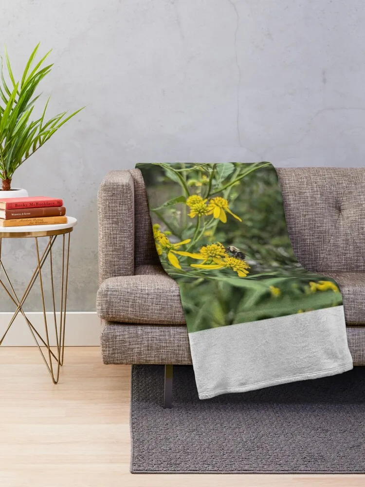 The Pollinator Throw Blanket Single Luxury Thicken Luxury Throw Blankets