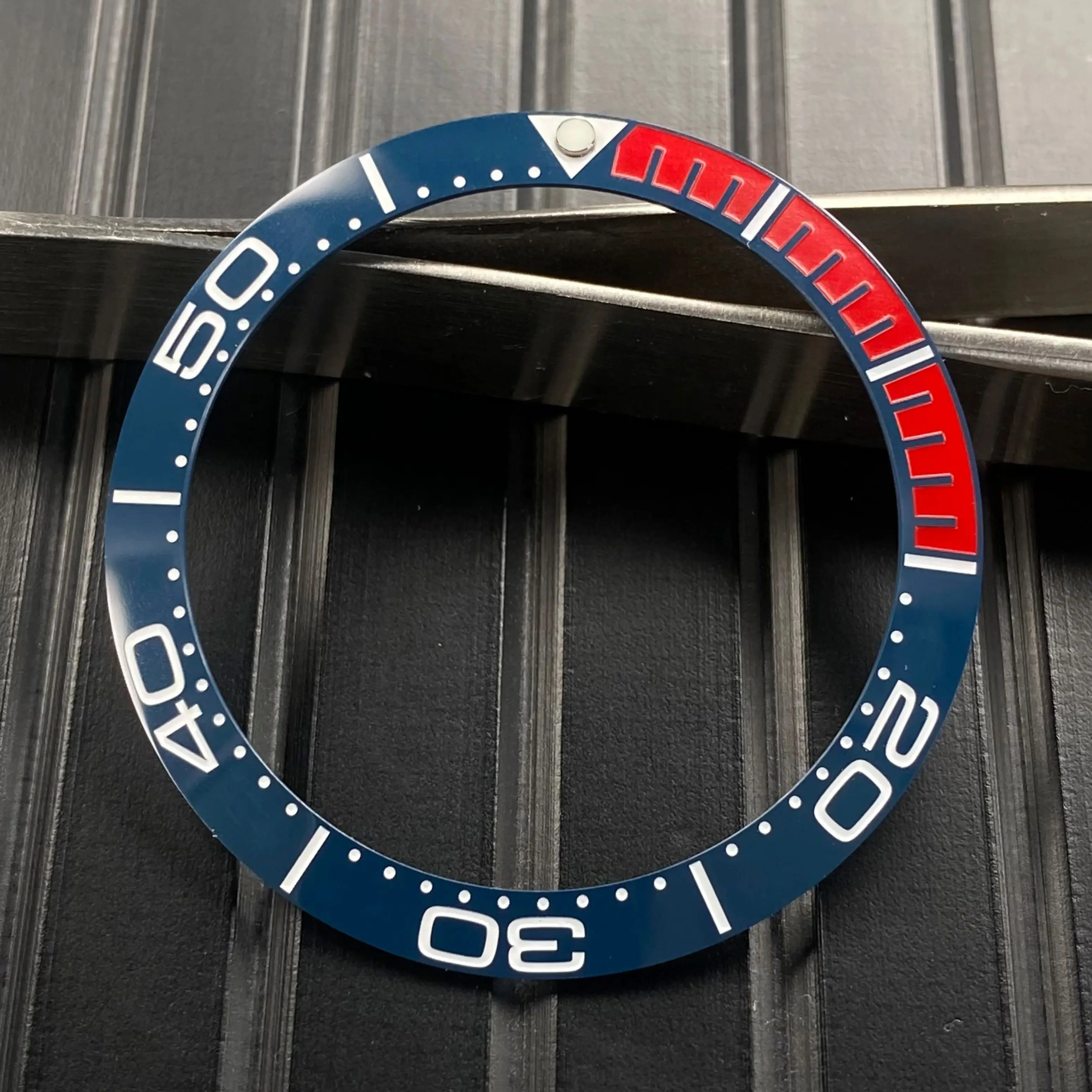 38mm * 30.5mm Lunetta in ceramica SM Lunetta Serie Verde Perline luminose Inserto Anello Pendenza Fit SKX007 NH35 Cassa Lunetta Parti di ricambio