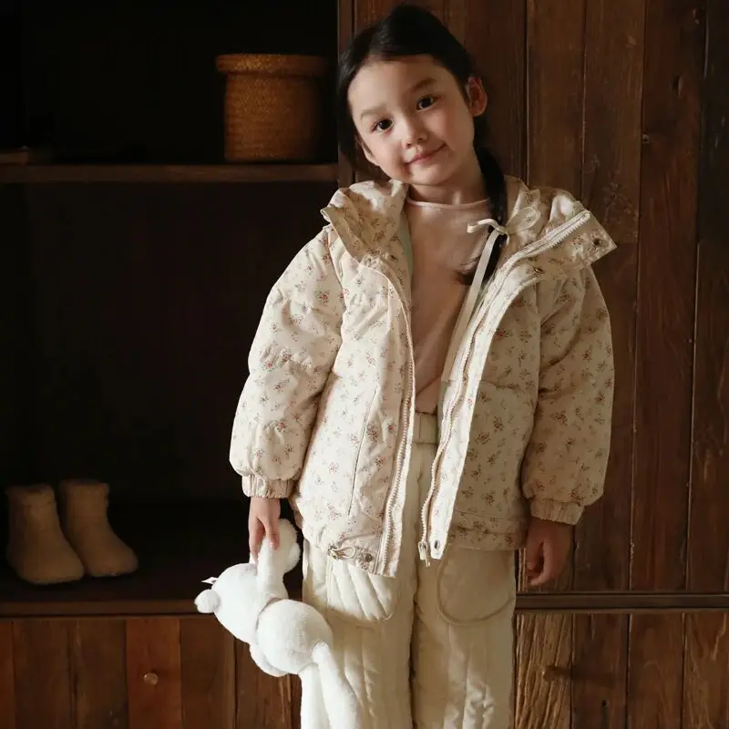 Autumn and Winter Girls' Down Jacket Korean Edition Children's Floral Hoodie Baby Thick Coat White Duck Down Warm Short Wear
