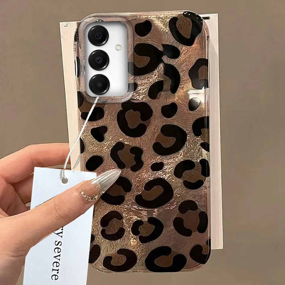 Retro Leopard Vortex Pattern Phone Case for Samsung Galaxy A16 A55 A07 A17 A56 A36 A26 A53 A06 A14 A