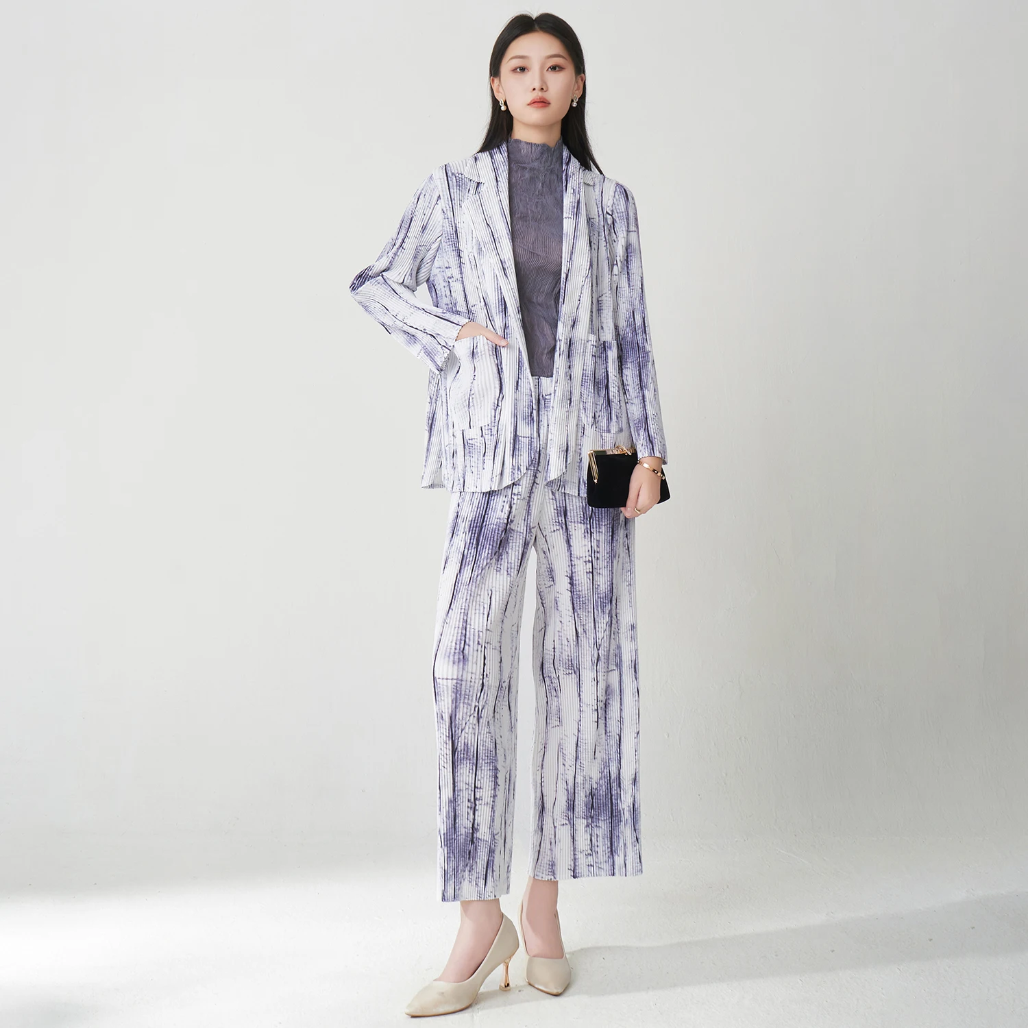 Wholesale Smocked Clothing Women's Fashion Suits High Quality Long-sleeved Shirt and Pants Set Miyake Pleated Printed Set